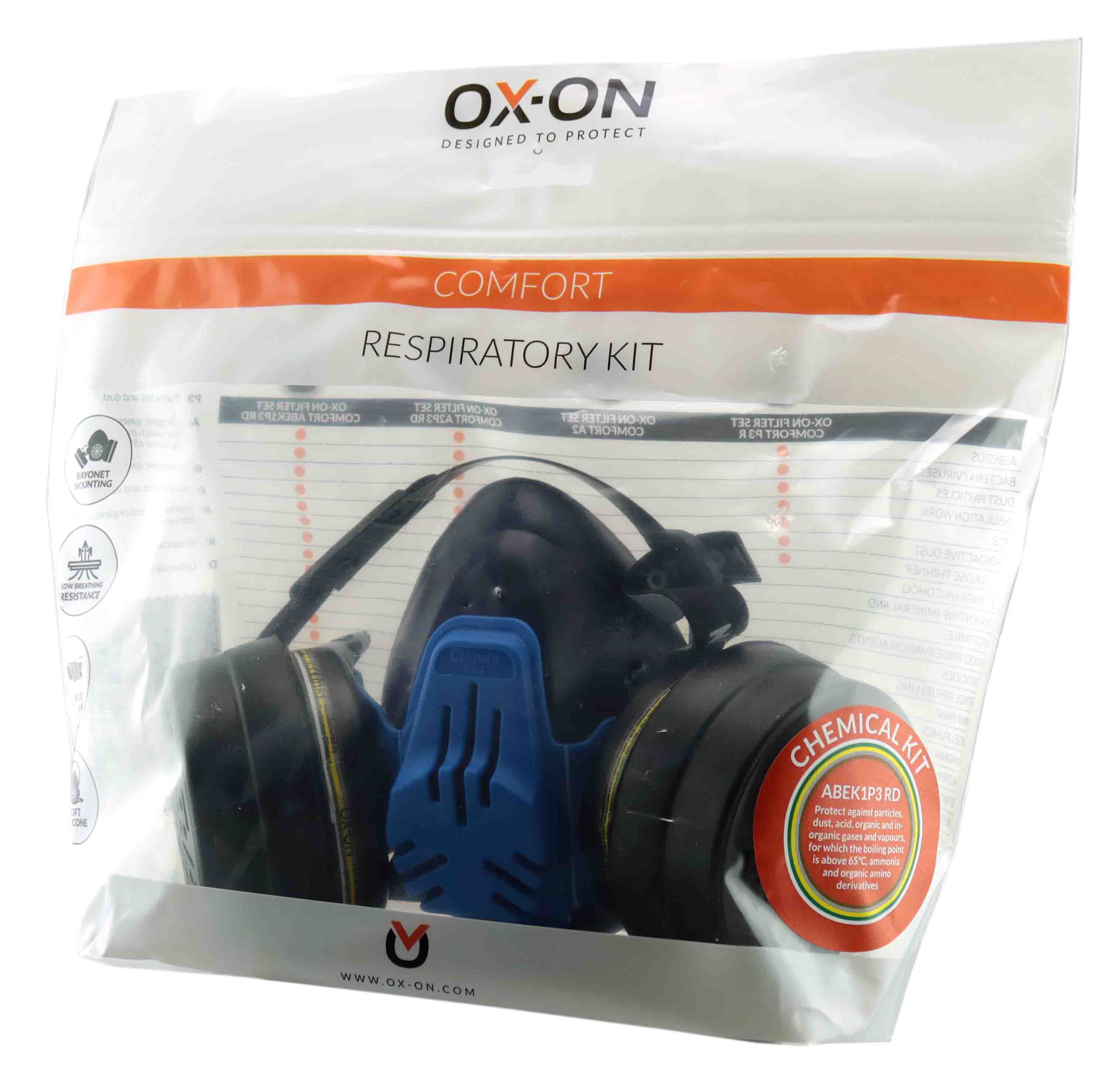 OX-ON Chemical Comfort Halbmaske bei der Arbeit mit Chemikalien